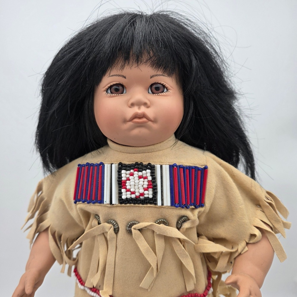 Vtg Hamilton‎ Collection Native American Doll Little Cloud 15" Tan Beaded Fringe - Picture 8 of 16